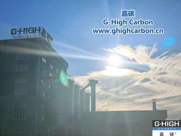 下班時(shí)分，天空上演白云盛宴，員工紛紛記錄美好時(shí)刻。