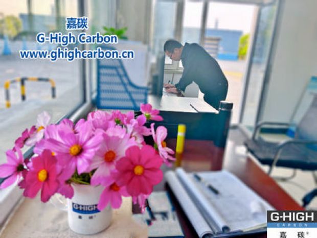 嘉碳員工巧手布置，辦公環(huán)境煥發(fā)新生